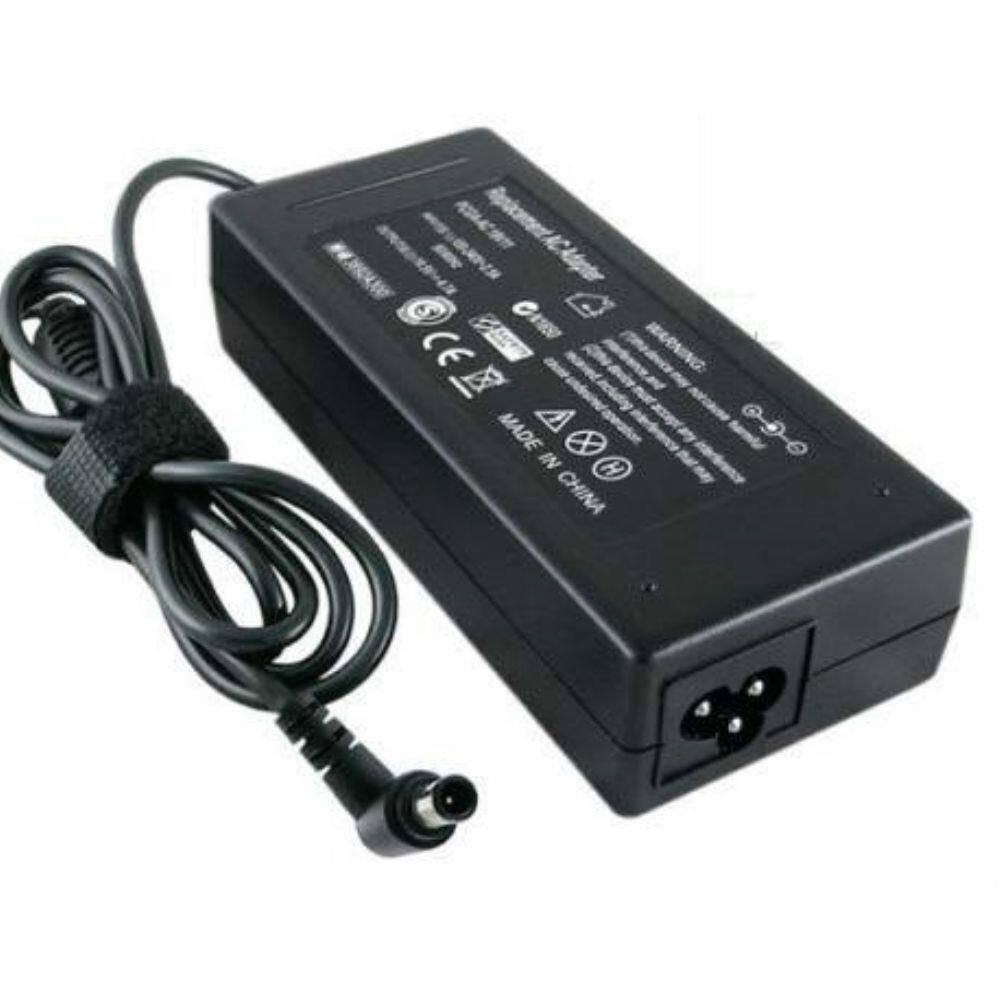 Fonte Universal Notebook Positivo 19v 3.42A 65W Bivolt