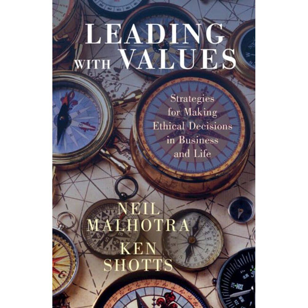 Livro Liderando com valores: estratégias para decisões éticas