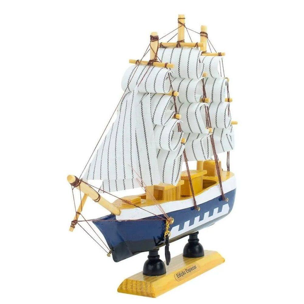 Miniatura Barco Navio de Madeira Veleiro Decorativo – 22cm