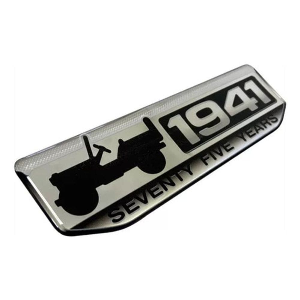 Adesivo 3D Jeep Renegade Wrangler Compass 1941 75 Anos Res11
