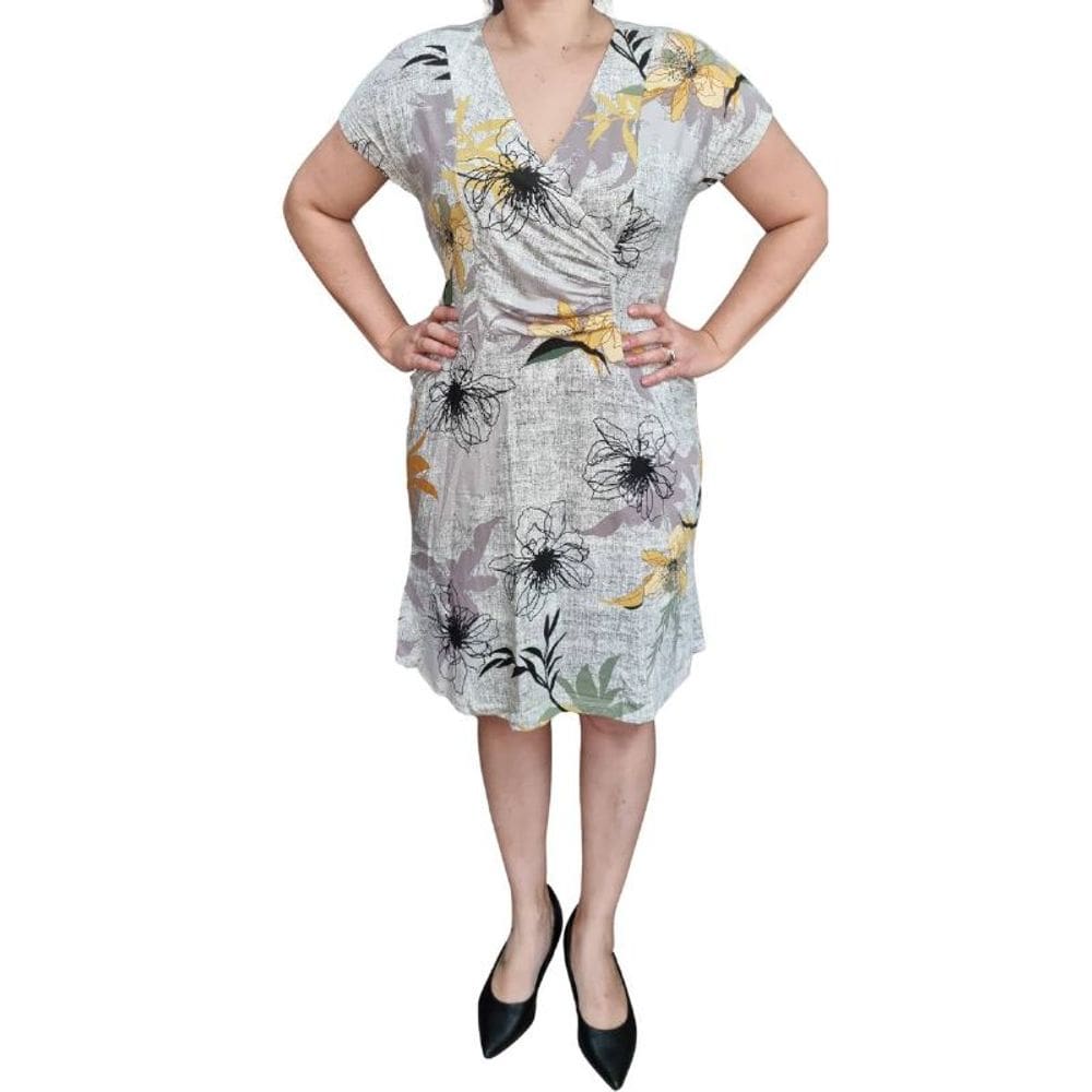 Vestido R&C Estampado Transpassado Plus Size