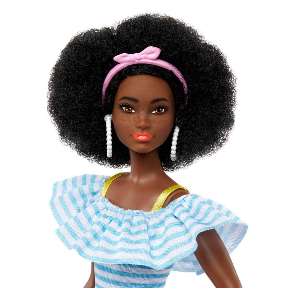 Boneca moderna Barbie Day & Play com patins +3 anos