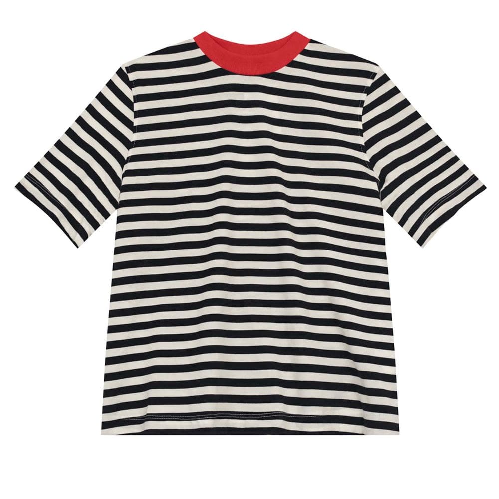 Blusa feminina listrada collab Essendi e Brandili Preto