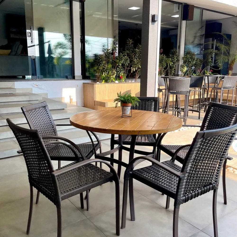 Conjunto Mesa Tampo de Madeira com 4 Cadeiras Ascoli Preto/Marrom