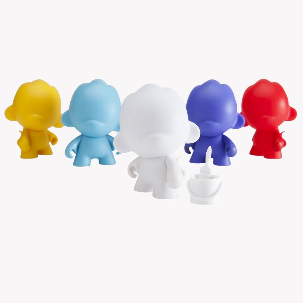 Figura Kidrobot Micro Munnyworld Foomi DIY Edition 63,5 cm de altura