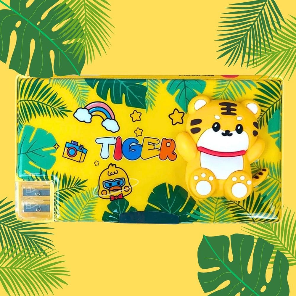 Estojo Escolar Retrô C/ Apontador Embutido Bichinho Squishy 2 Compartimentos Fecho Magnético - XMP