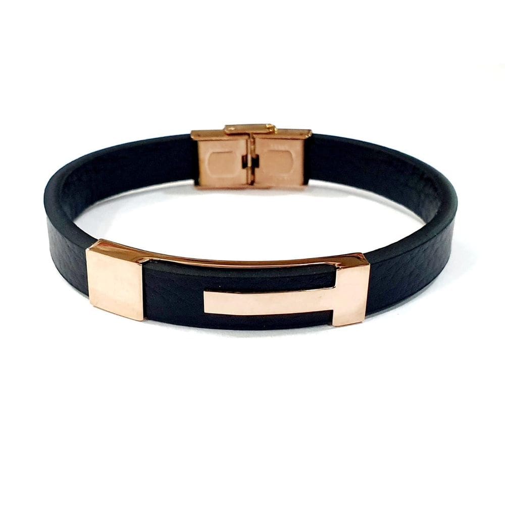 Bracelete Rosso Placa Formato T Vazado Couro Pretofecho Rose