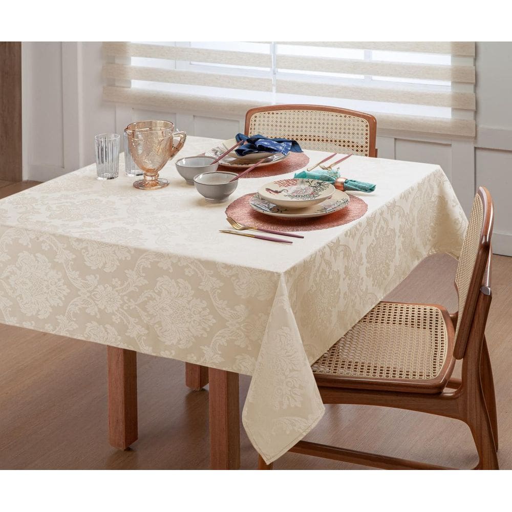 Toalha De Mesa Retangular Jacquard Palha 8L 2,50M X 1,35M