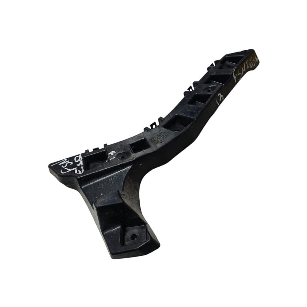 Guia Para-Choque Traseiro Esquerdo Fusion 2013