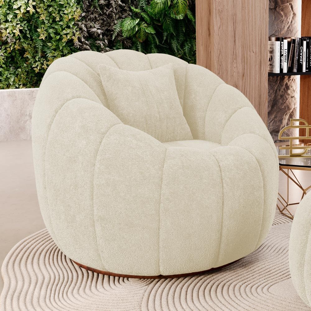 Poltrona Decorativa Estilo Concha Abóbora Shell Fixa Bouclê Bege - Desk Design