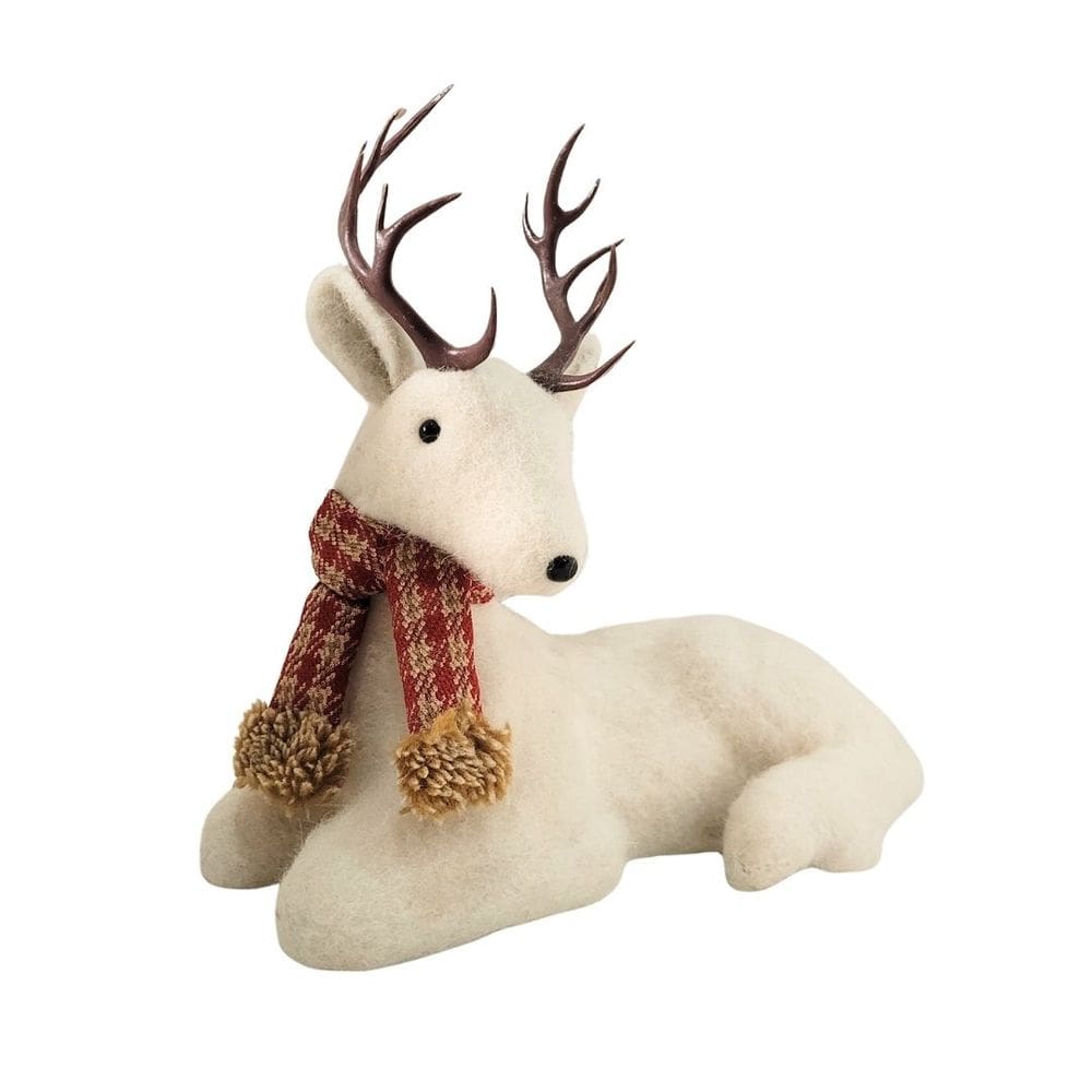 Rena Decorativa Natalina em Pelúcia Creme Deitada com Cachecol Xadrez Vermelho e Marrom 24x27cm