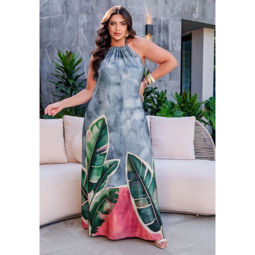 Vestido Plus Size Longo Estampa Barrada Amarração Ombro