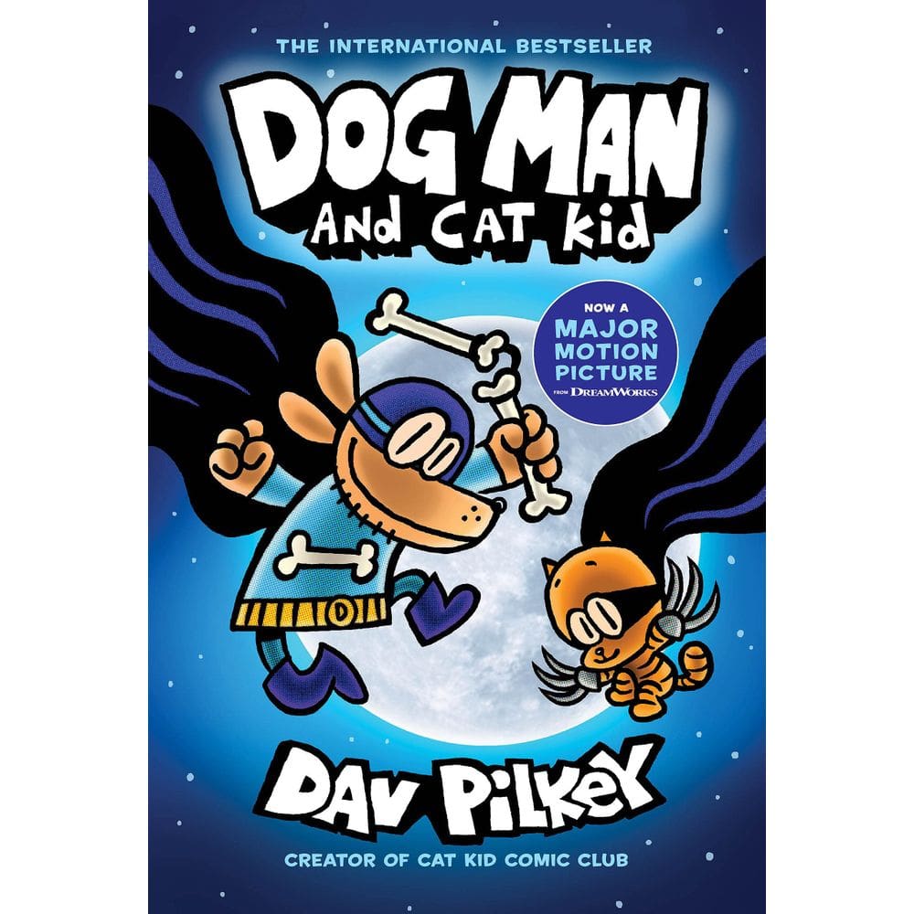 Livro Graphix Dog Man and Cat Kid Graphic Novel #4 Capa dura