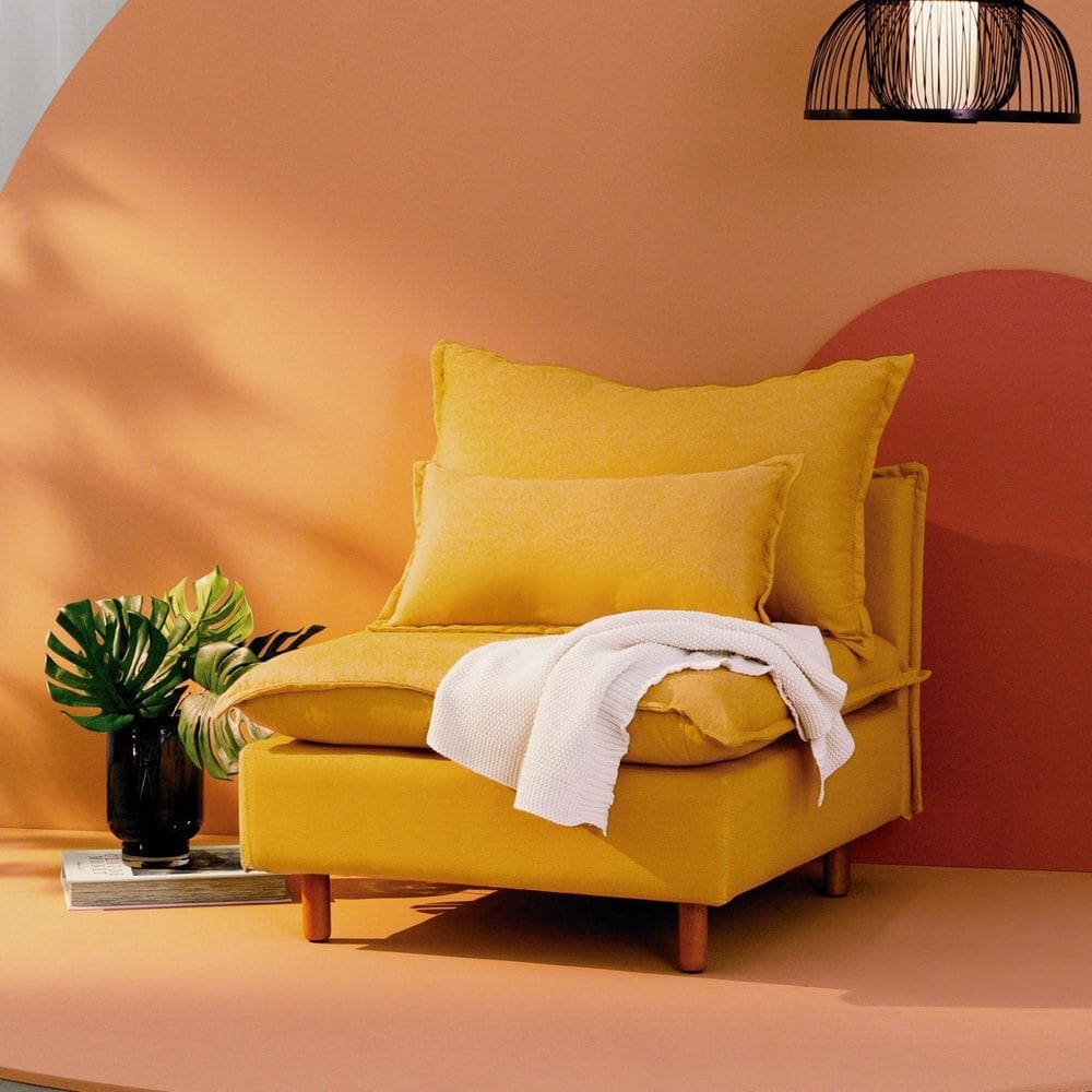 Sofá Modular com Encosto Pé Madeira Sôma Cabecasa Madeiramadeira Mostarda