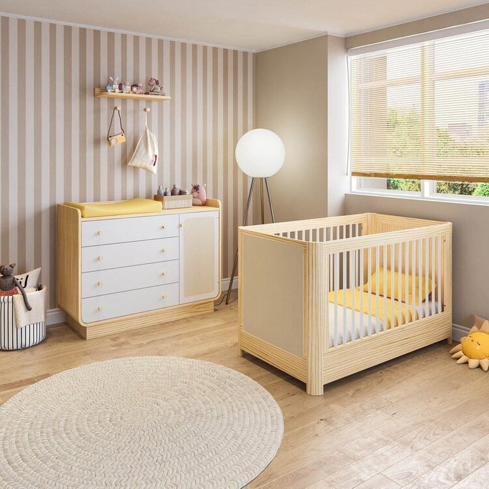Conjunto Quarto de Bebê com Berço, Cômoda e Prateleira com Cabideiros Wave Casatema Branco/Natural