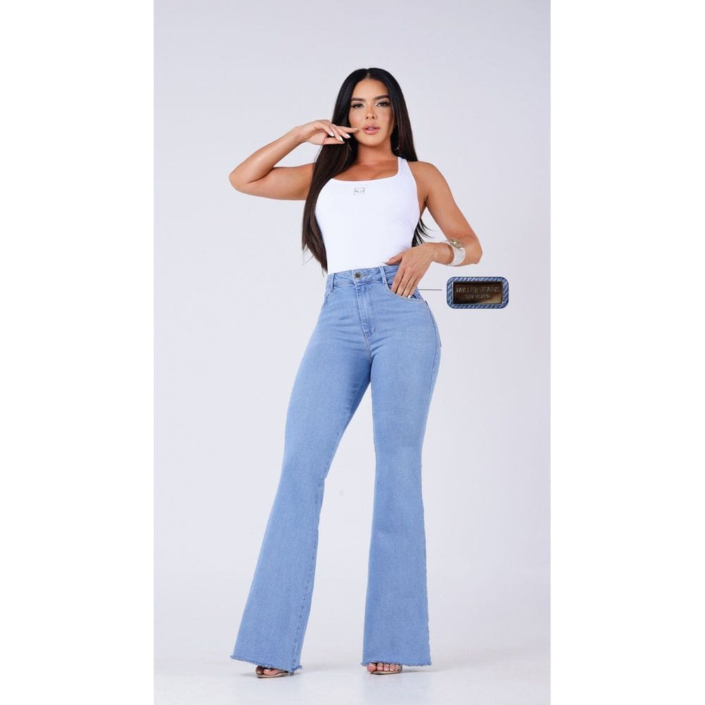 Calça Jeans Clara Miller Flare Barra Desfiada Cintura Alta