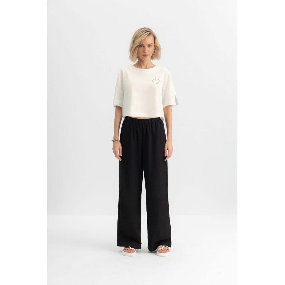 Blusa cropped feminina bordada Essendi