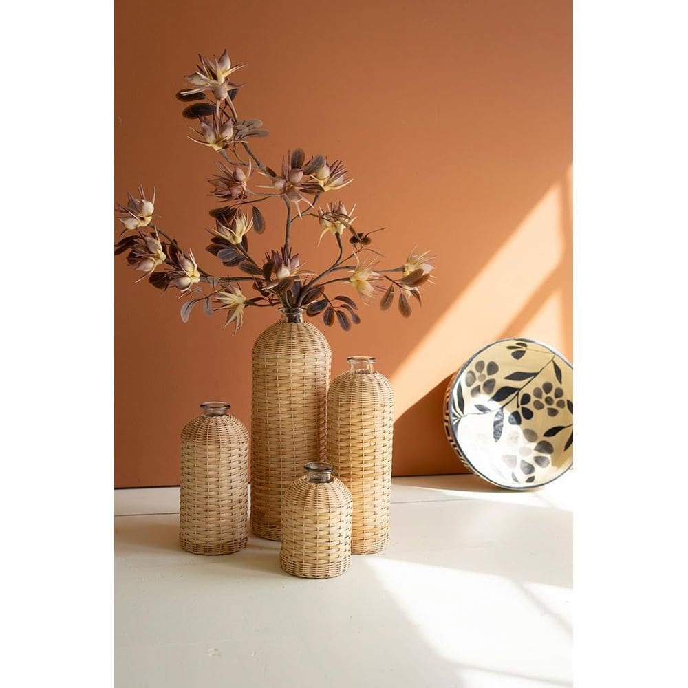 Vaso KALALOU Conjunto de 4 vasos de vidro embrulhados em rattan