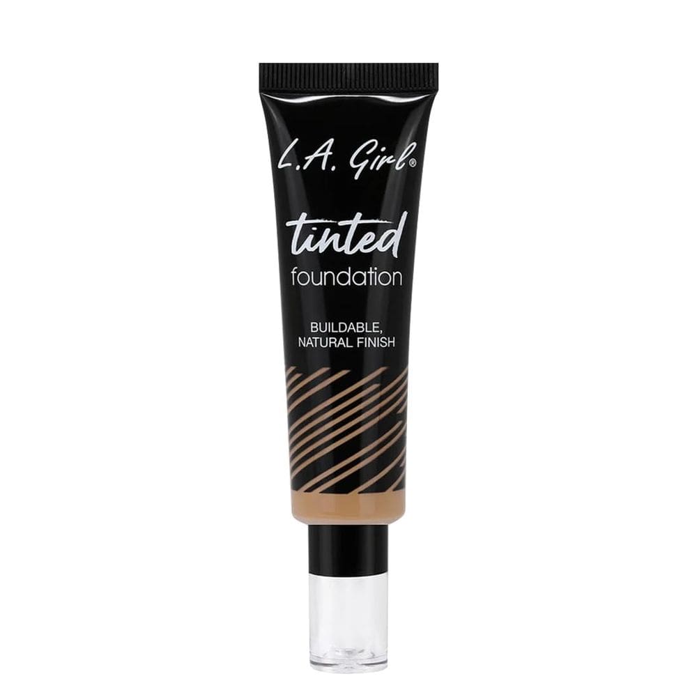 Uso duradouro da Foundation L.A. Girl Tinted Tan GLM761