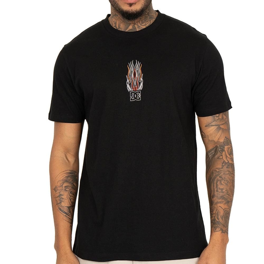 Camiseta DC Shoes Burnt Out SM26 Masculina Preto