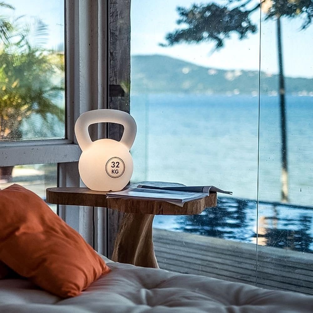 Luminária Fitness Kettlebell: Ilumine Seu Espaço De Treino Com Estilo E Motivação!