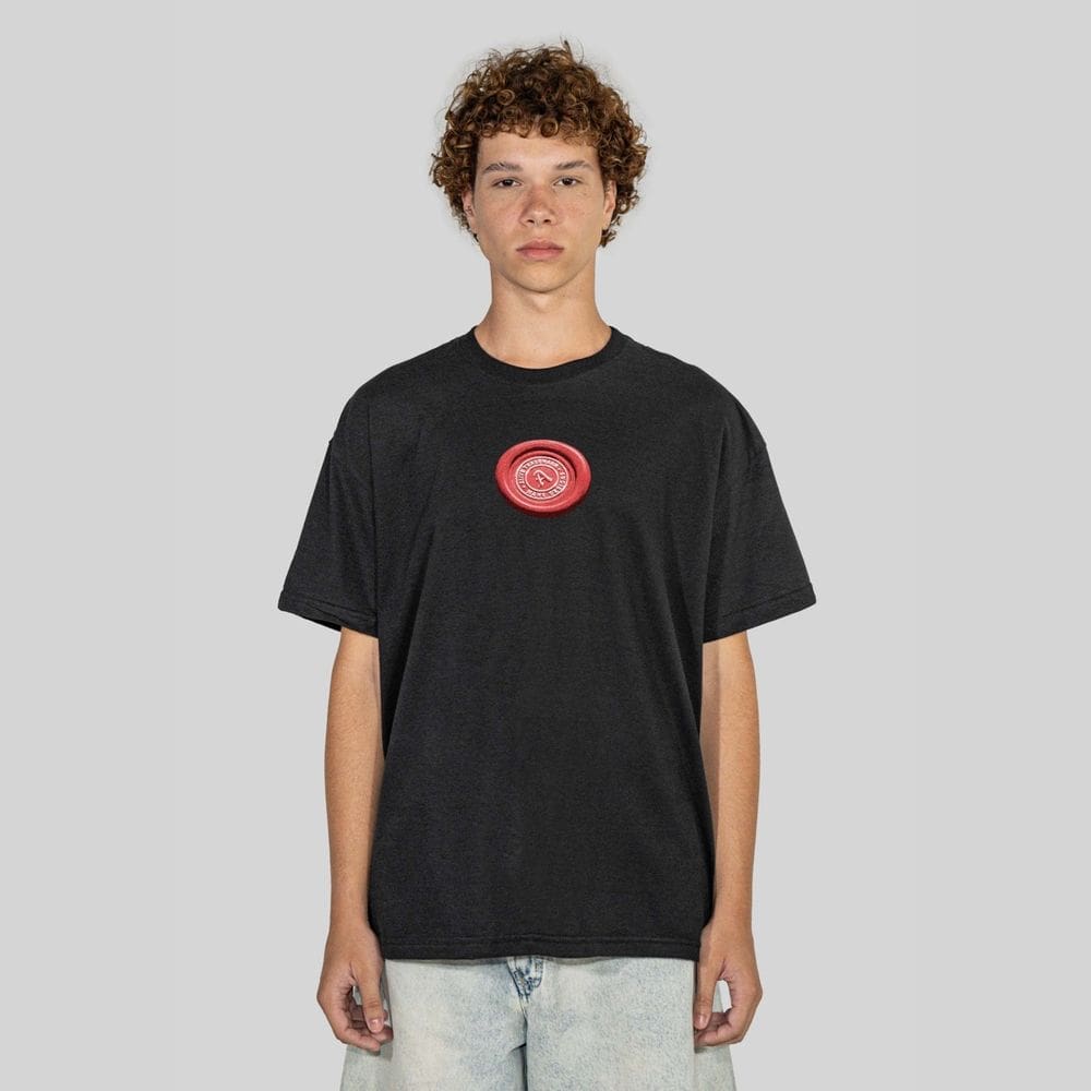 Camiseta Alive Clássica Label Preto