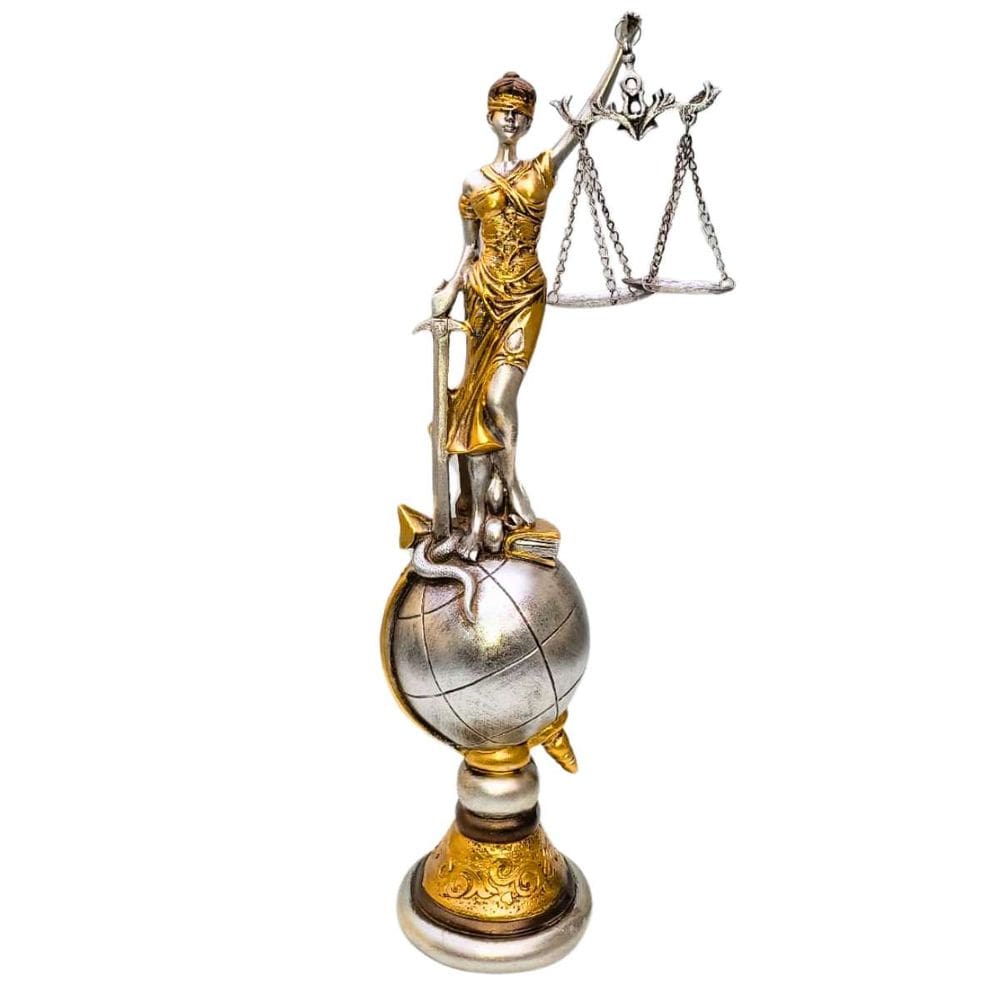 Artigo de Decoração Advogada Estatueta Dama da Justiça Themis Globo Resina 33Cm Dourado - BZ54281-1