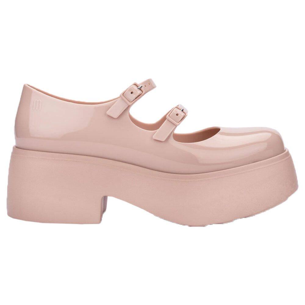 Melissa Farah 33670 | Extra