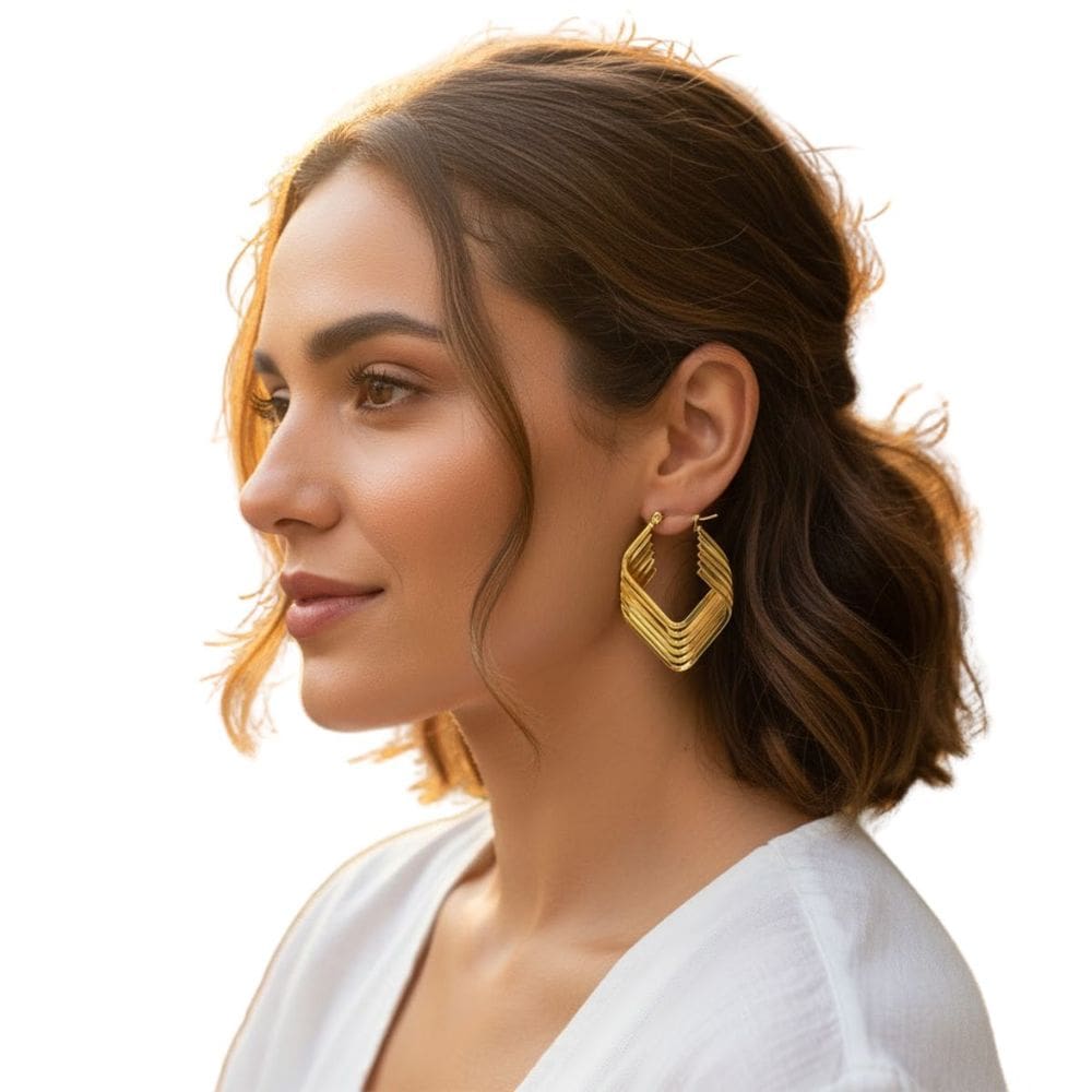 Brinco Argola Triangular Dourada Banhado Ouro 18K Luxo Festa