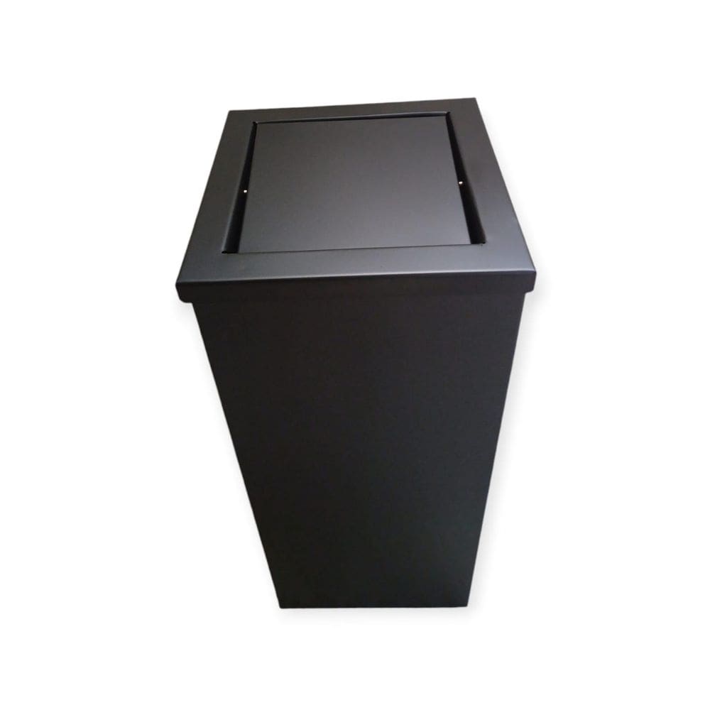 Lixeira Quadrada 30 Litros Inox Black Fosco.