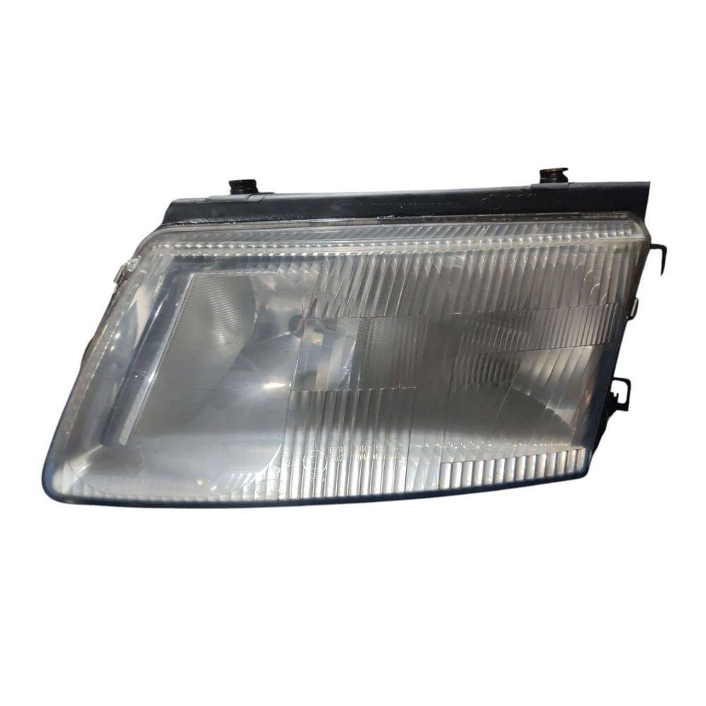 Farol Esquerdo Volkswagen Passat 1999