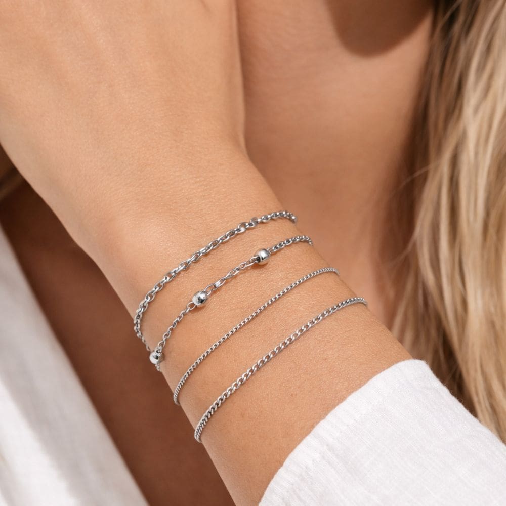 Kit 4 Pulseiras Femininas Prateadas Aço Inox Ajustáveis Luxo