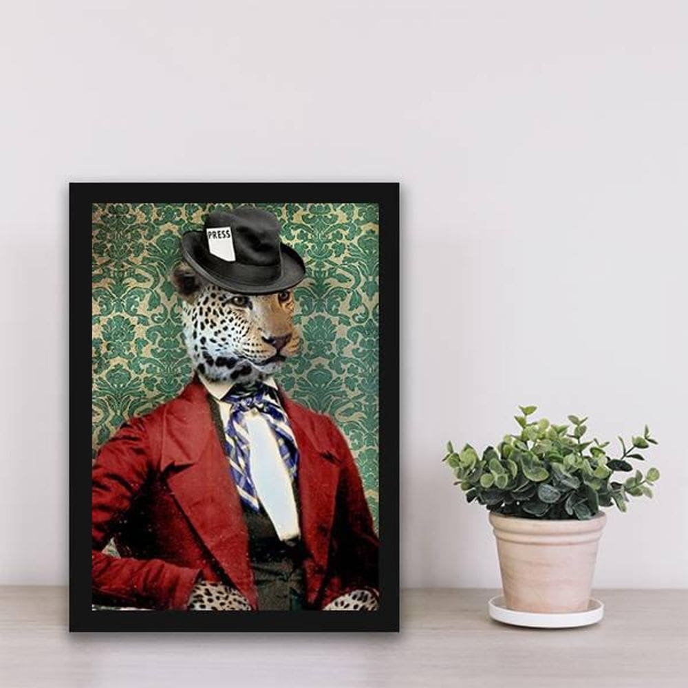 Quadro Decorativo Dona Tigresa 34X23Cm - Moldura Branca