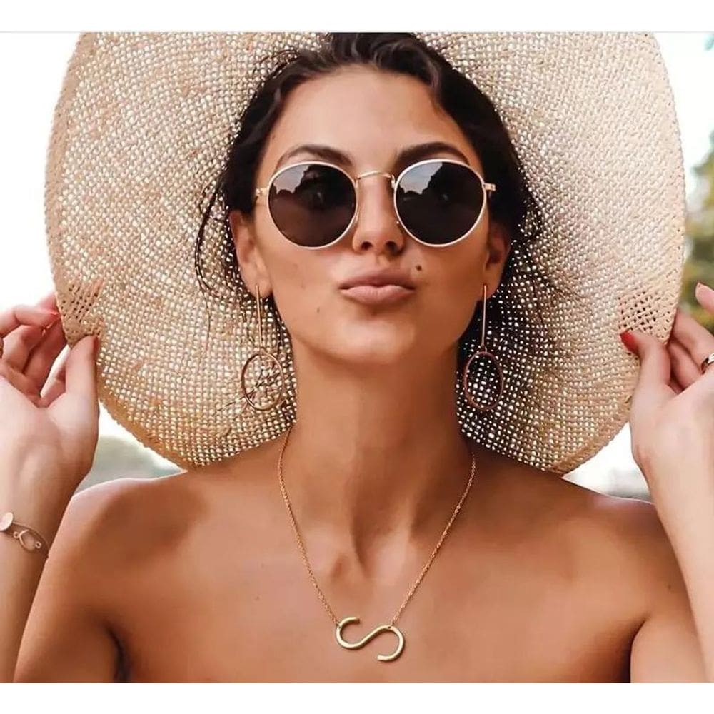 Colar Letra B Dourado Delicado L5696