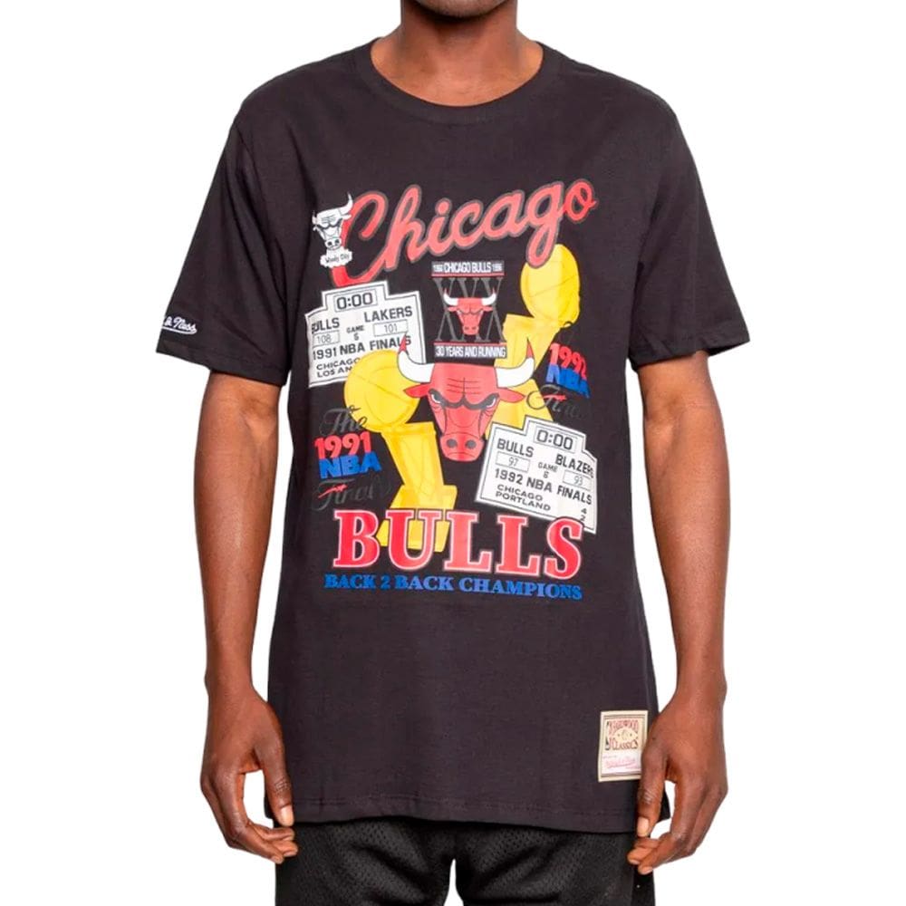 Camiseta Mitchell & Ness Masculina Chicago Bulls Chasing Dream