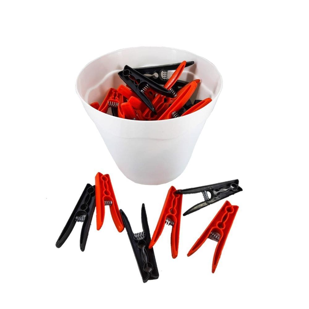 Cesto Branco Pregadores De Roupas Plástico Preto E Vermelho