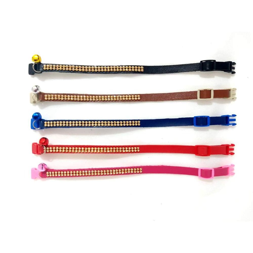 Coleira de couro com strass e guizo para gatos 05 unidades