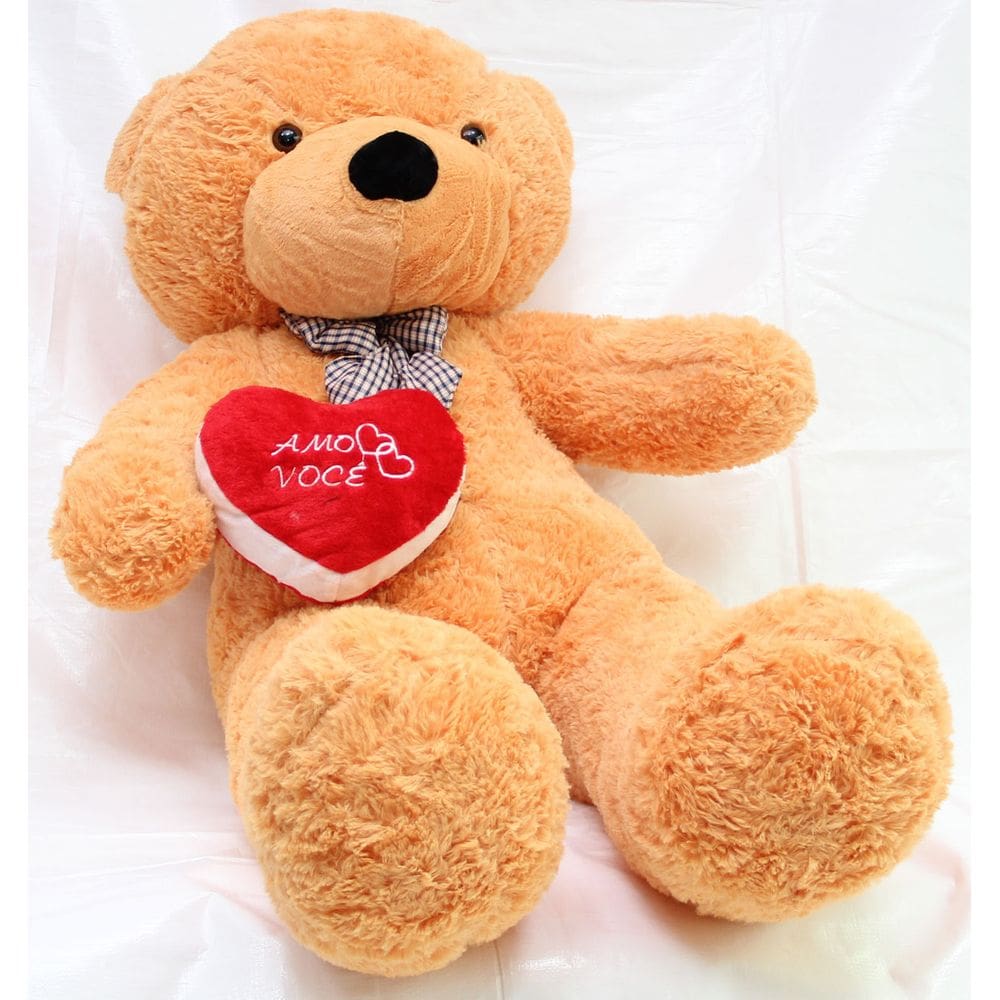 Urso 140cm Caramelo Romântico com Coração de Pelúcia Gigante