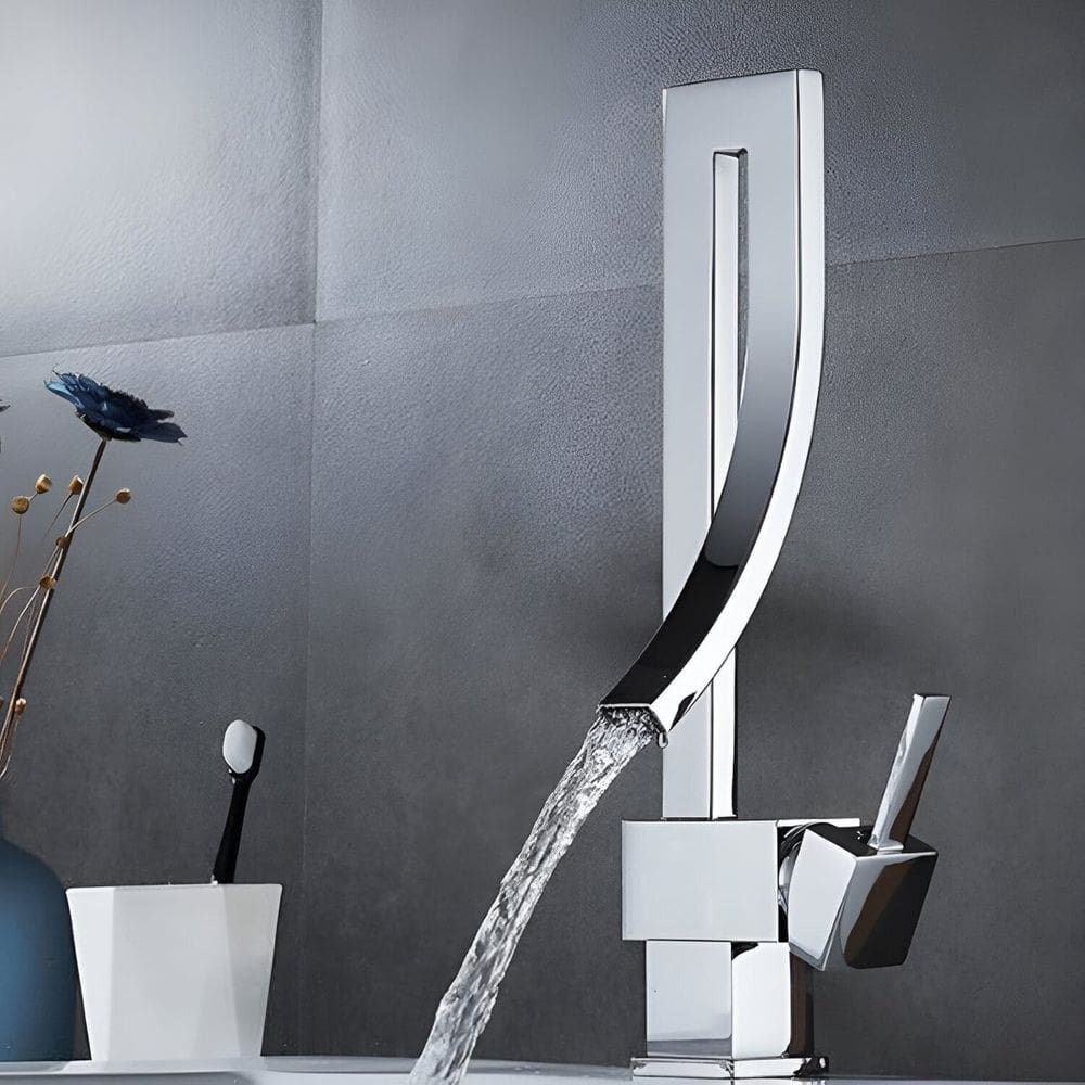 Torneira Monocomando Cozinha Gourmet Bica U Giratória 360 em Metal Domum Cromado