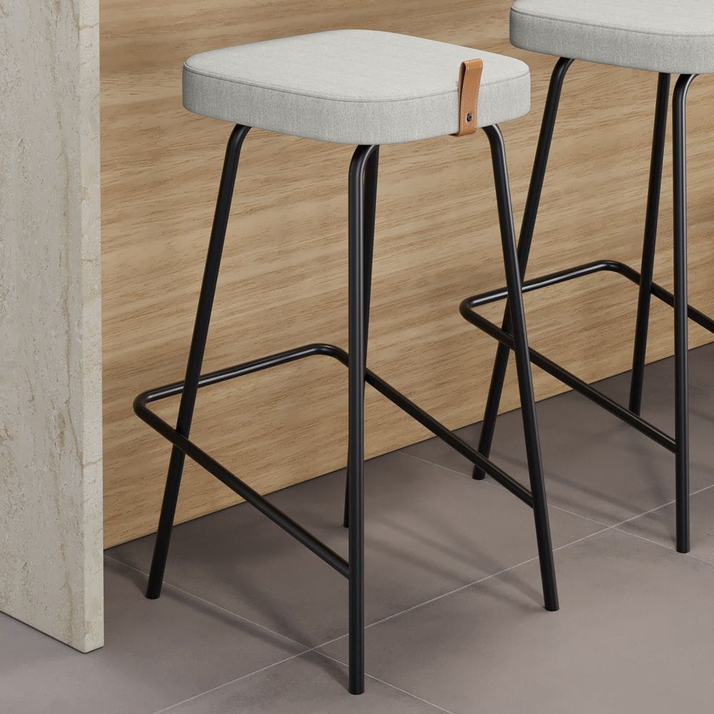 Banqueta Média Para Cozinha Vik Estofada Linho Cinza - Abmaza