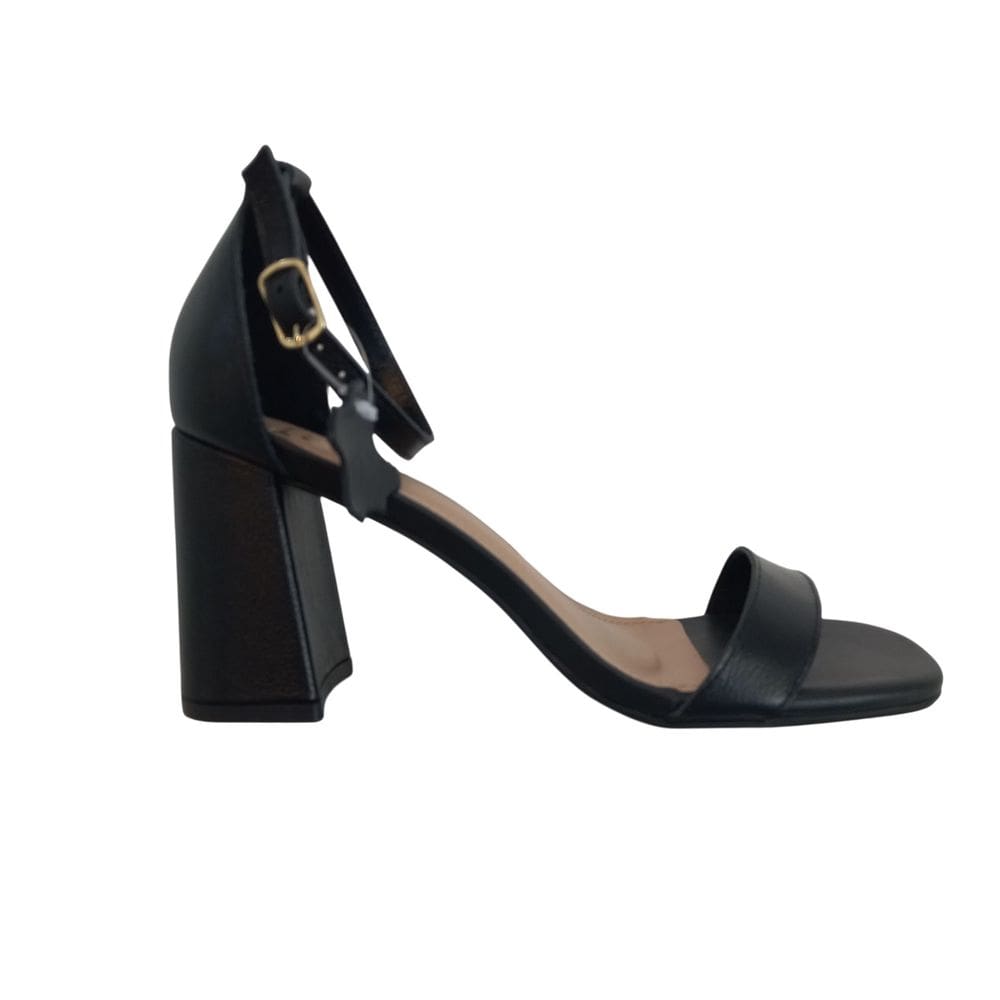 Sandália Feminina Preta em Couro Salto Alto Bloco