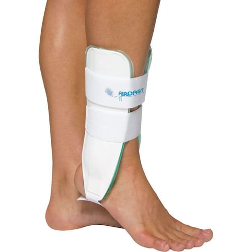 Tornozeleira AirCast Esporte Menor preço em Tornozeleira AirCast Esporte