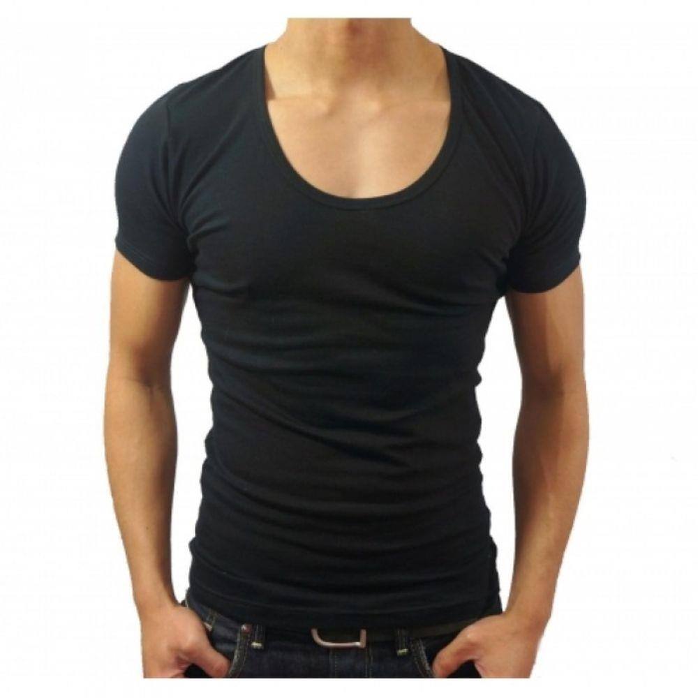 camiseta masculina gola larga